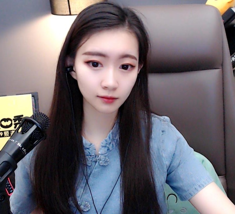 420398 艾黎高清直播视频回放_在线观看