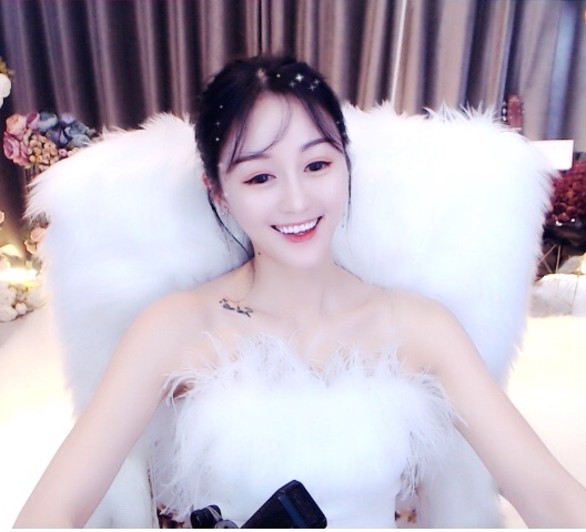 港风长腿玉女叶子